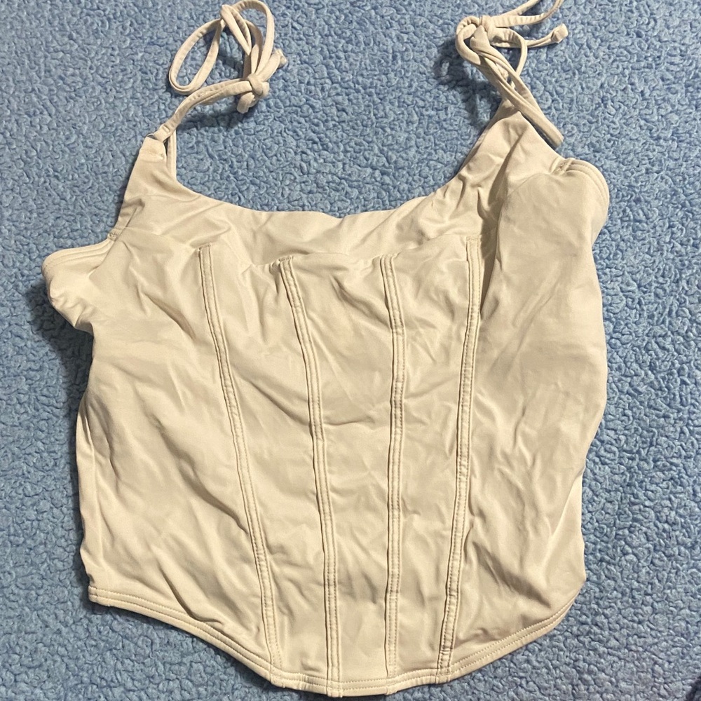 Gilly hicks crop top size XS